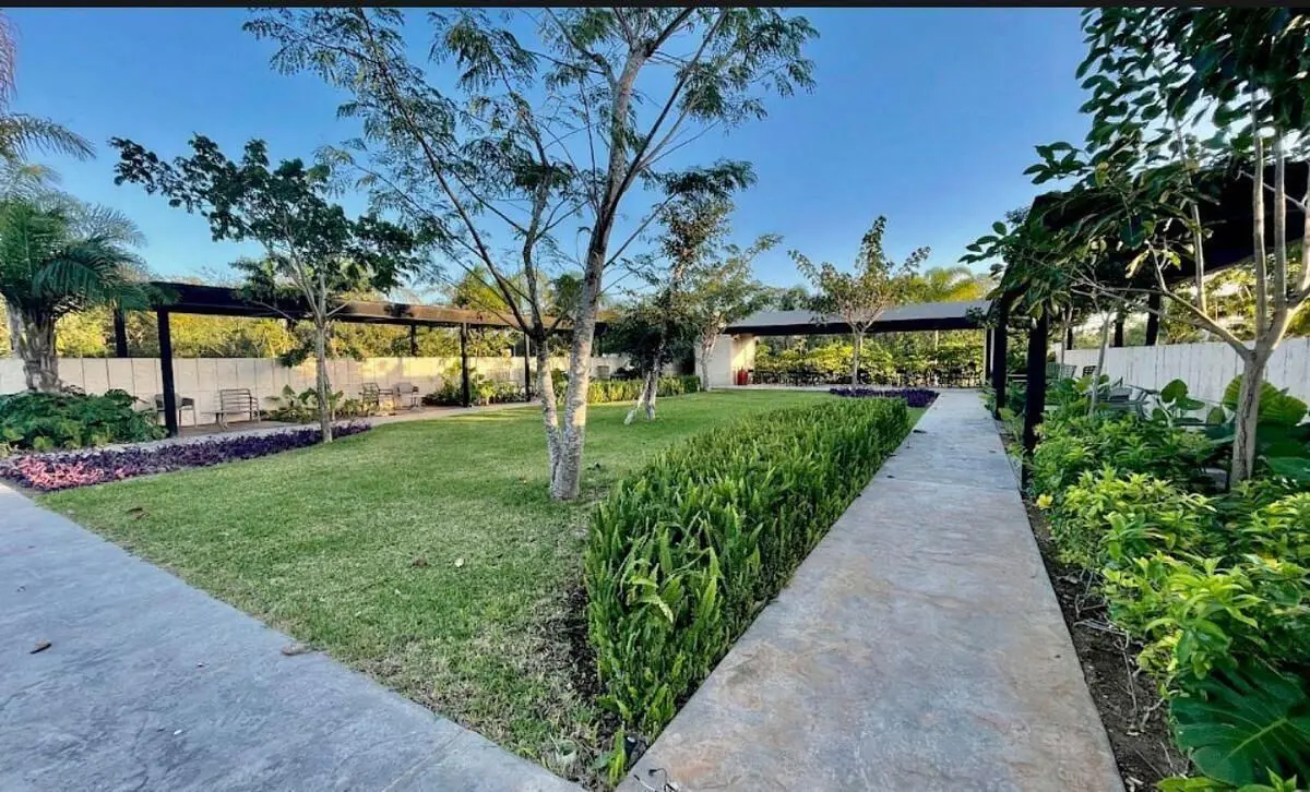 Terreno en venta en Yucatán Country Club, Mérida — foto 1 de 23