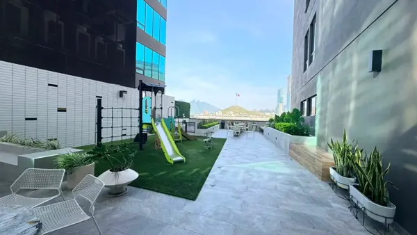 Departamento en renta en Torre FIRST: Ubicación privilegiada en Monterrey — foto 1 de 45