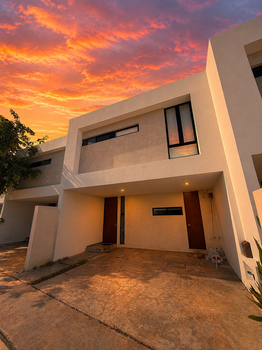 Casa en venta en Altabrisa, Mérida — foto 1 de 16