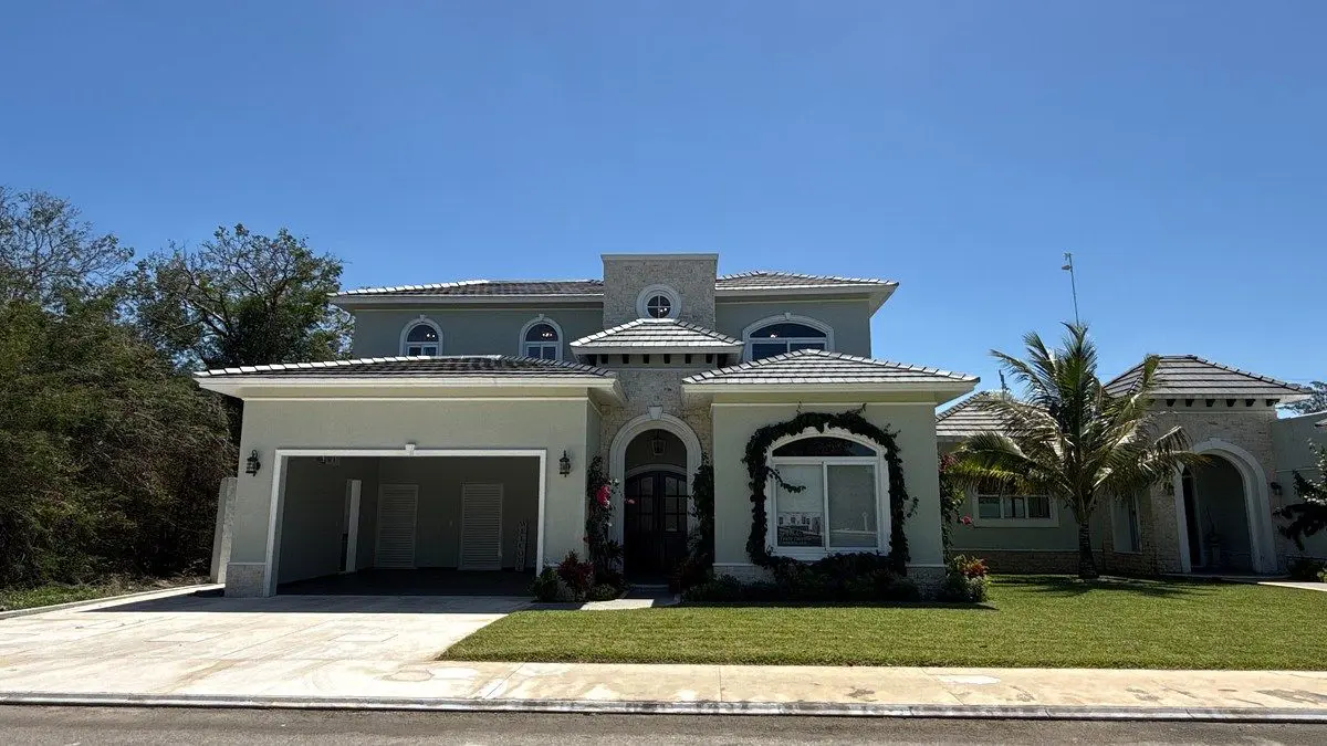 Casa en venta en Jardines de Rejoyada, Mérida — foto 1 de 28