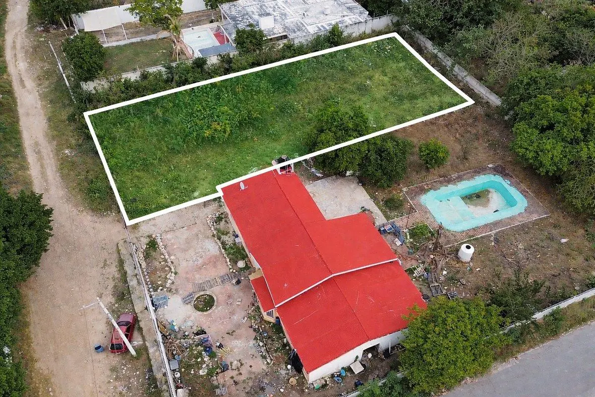 Terreno en venta en Chichi Suarez, Mérida — foto 1 de 10