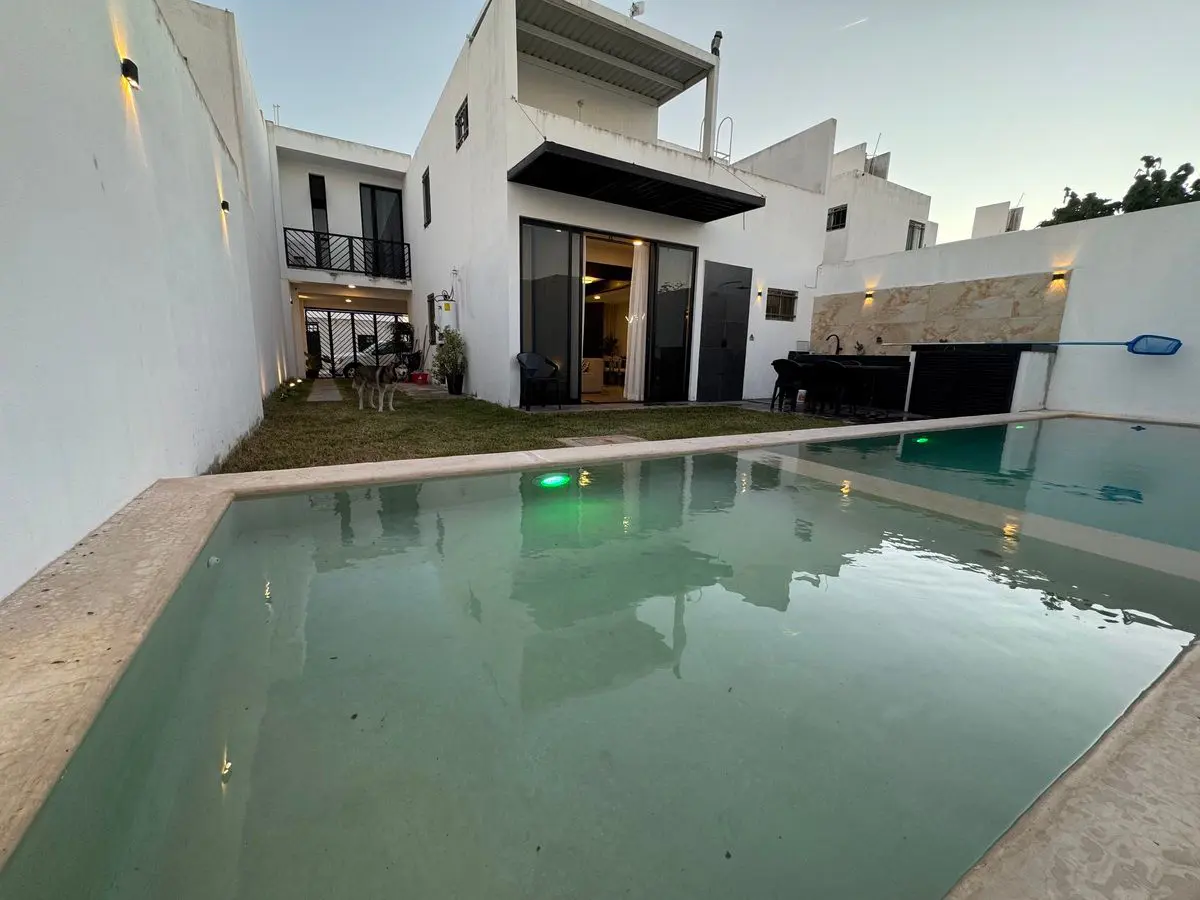 Casa en venta en Los Héroes, Mérida — foto 1 de 24