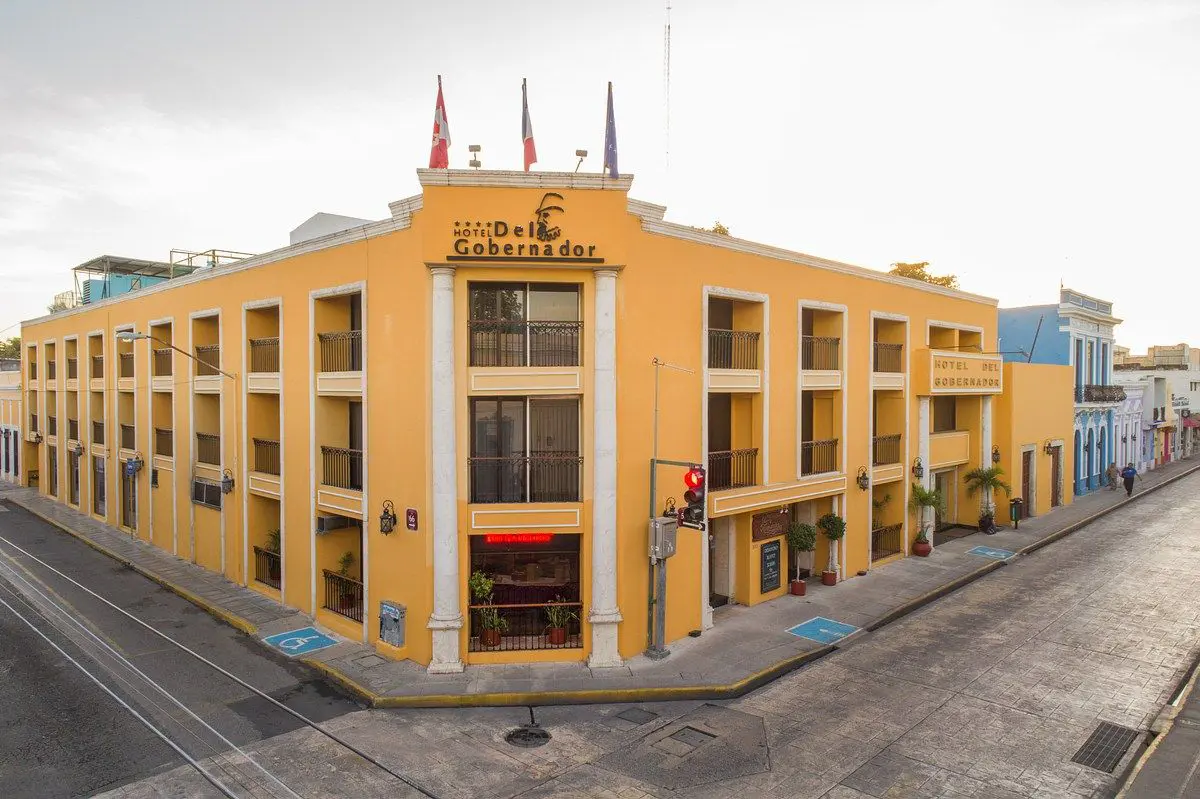 Edificio en venta en Merida Centro, Mérida — foto 1 de 35