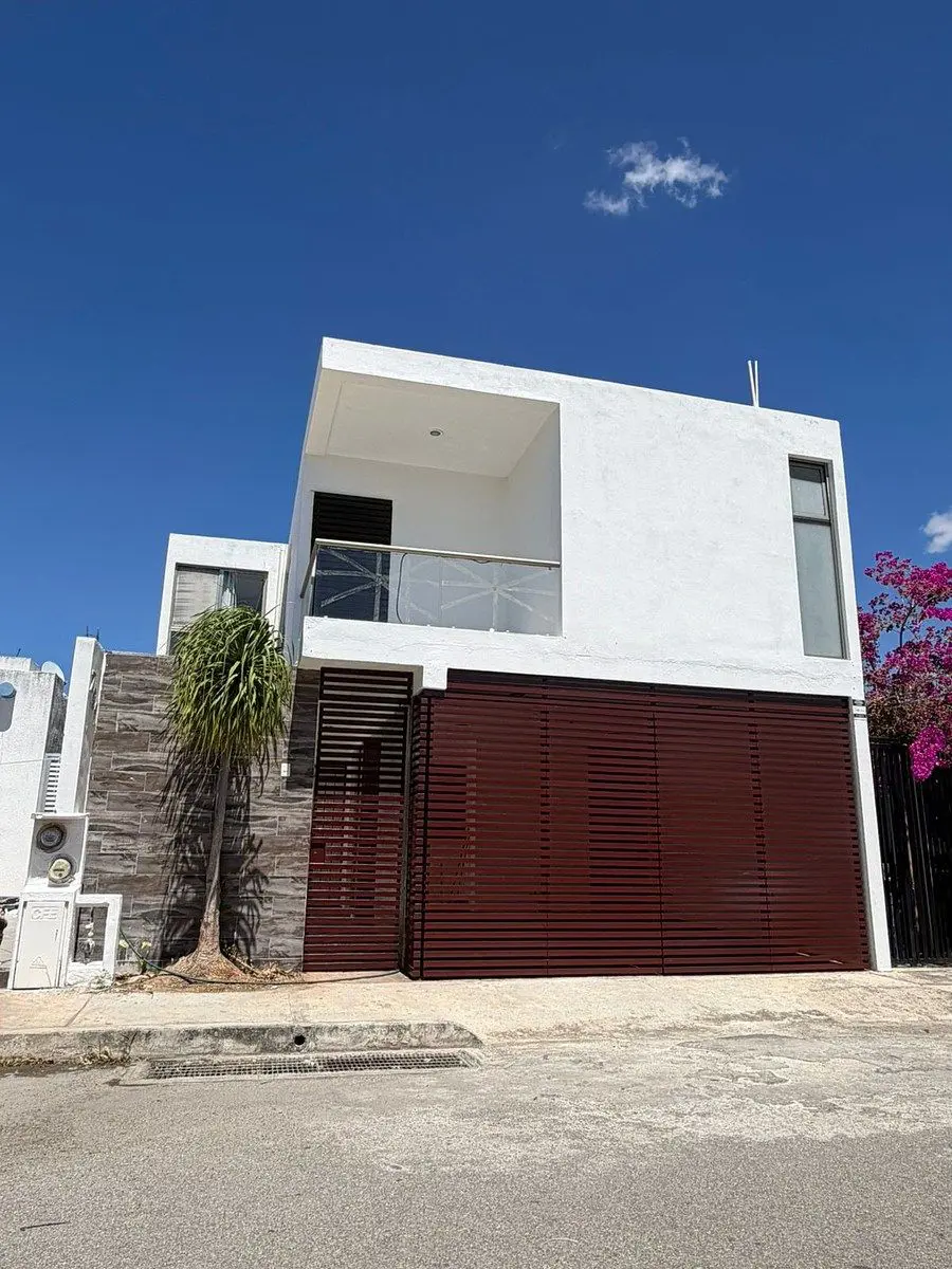Casa en renta en Los Héroes, Mérida — foto 1 de 15