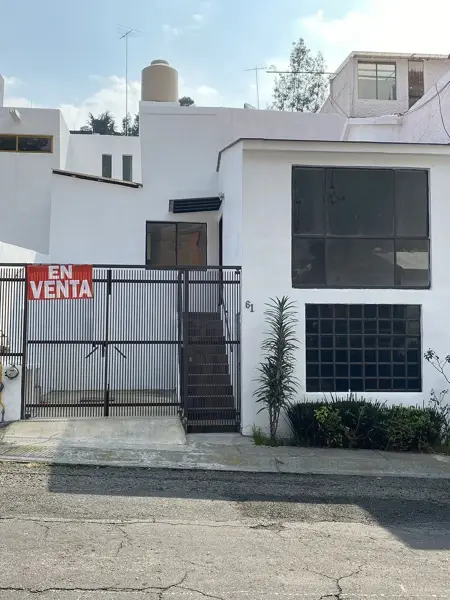 CASA EN VENTA LOMAS VERDES 4ta SECCIÓN CASA EN VENTA LOMAS VERDES 4ta SECCIÓN