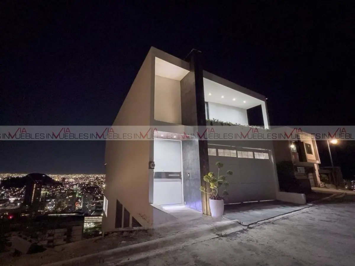 Casa en venta en Lomas de Montecristo, Monterrey — foto 1 de 14