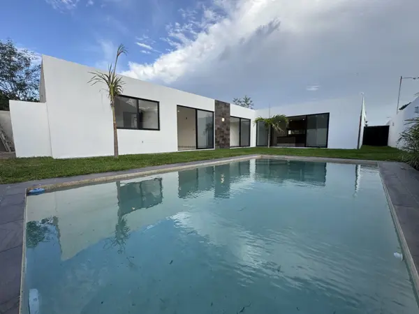 Casa en venta en Jardines de Rejoyada, Mérida — foto 3 de 25