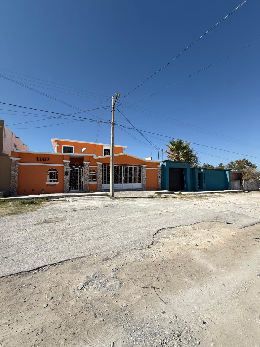 Casa en venta en Calderon, Monclova — foto 1 de 41