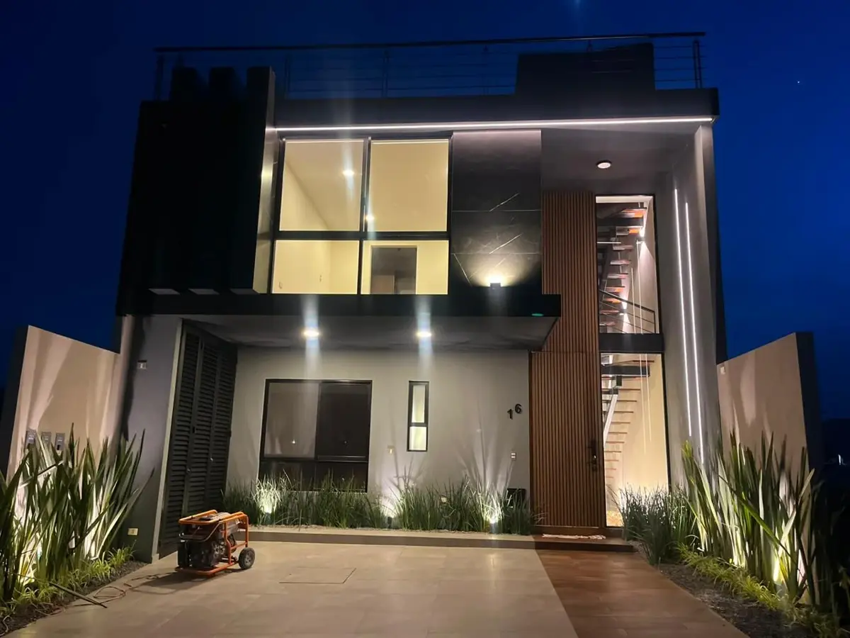 Casa en venta en Lomas de Angelópolis, San Andrés Cholula — foto 1 de 11