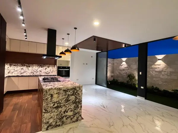 Casa en venta en Lomas de Angelópolis, San Andrés Cholula — foto 2 de 11