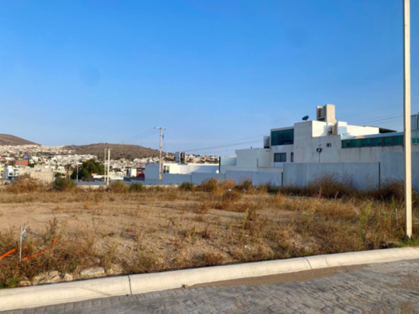 Terreno en venta en El Portezuelo, Mineral de la Reforma — foto 3 de 5