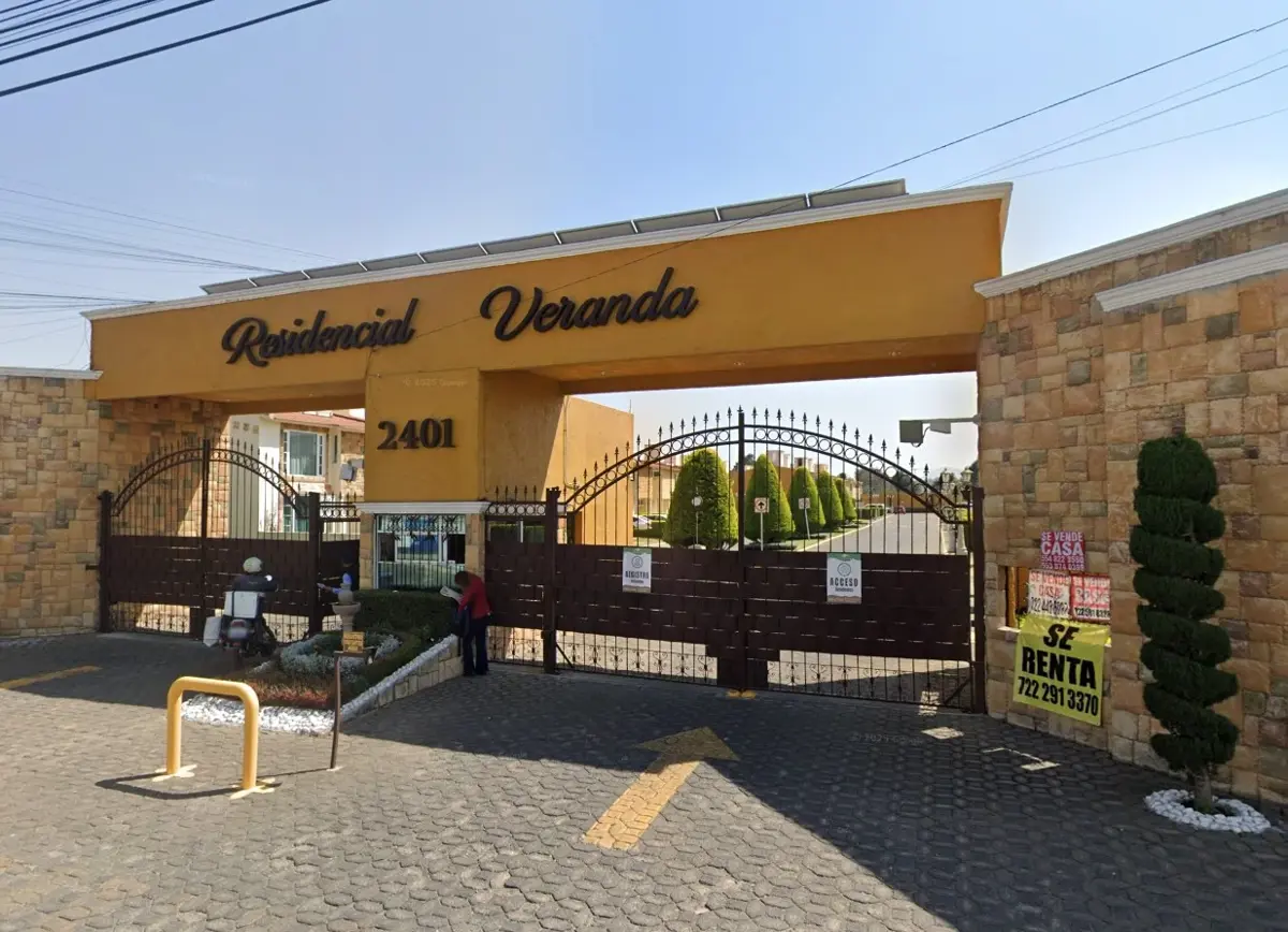 Casa en venta en Residencial Veranda, Metepec — foto 1 de 28