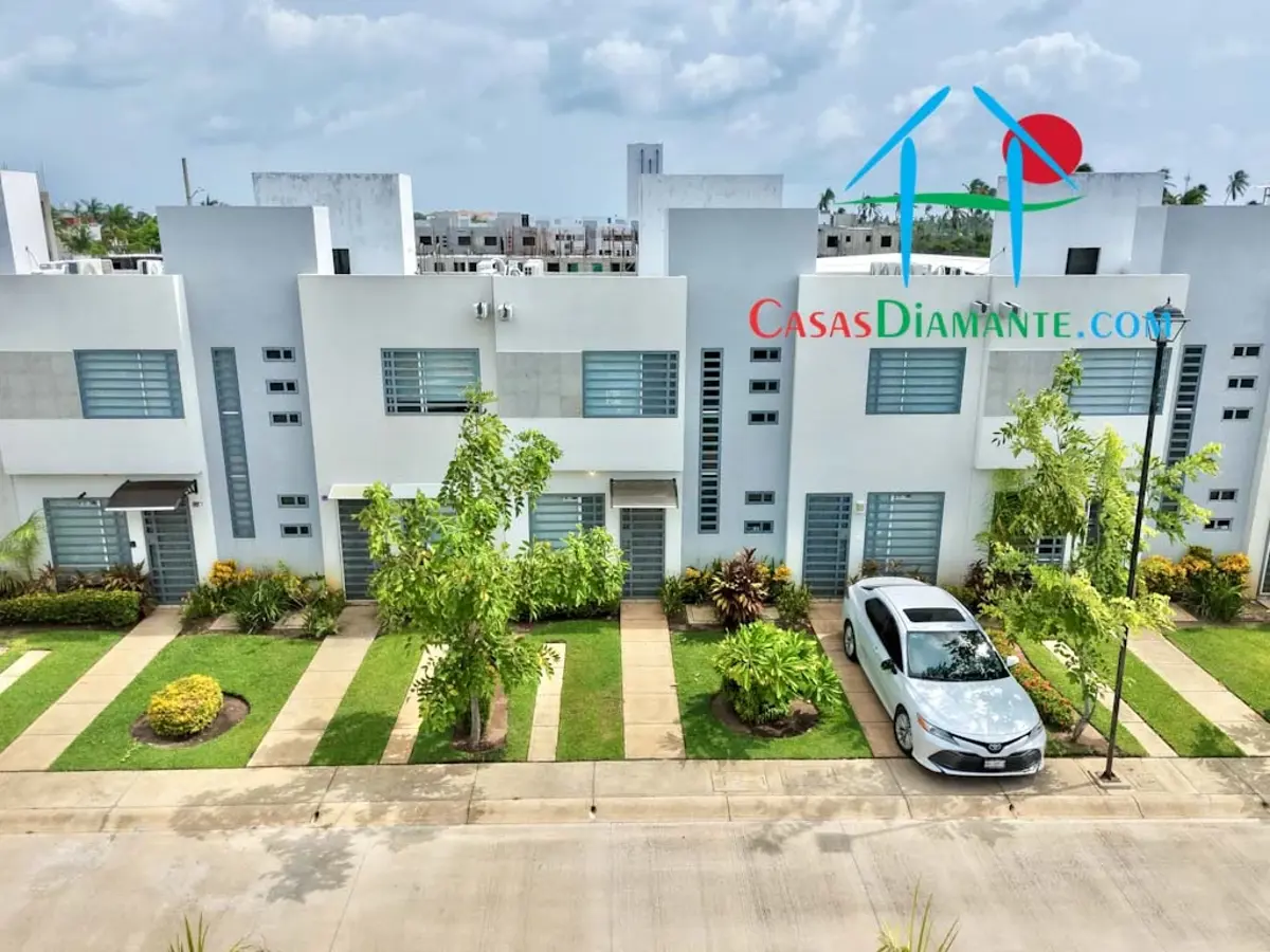 Casa en venta en Barra Vieja, Acapulco de Juárez — foto 1 de 57