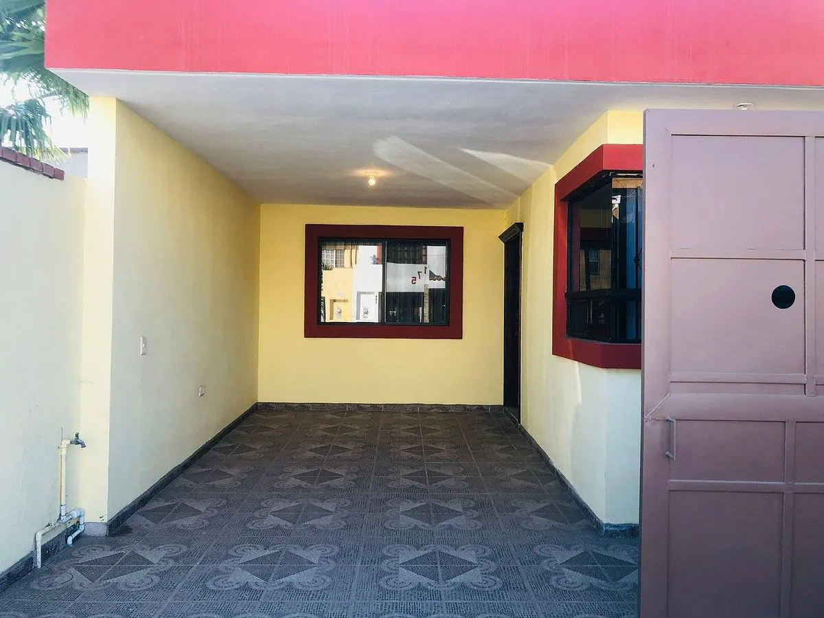 Casa en renta en Colinas del Mar, Ensenada — foto 1 de 11