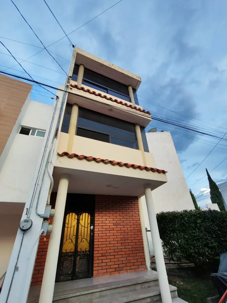 Edificio en venta en Concepción la Cruz, San Andrés Cholula — foto 1 de 14