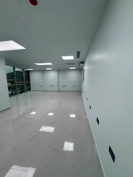 Oficina en renta en Villas la Rioja, Monterrey — foto 3 de 8