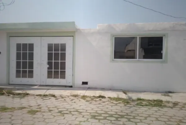 CASA DE ENTREGA INMEDIATA EN CALLE SAN ANTONIO DE PADUA, FRACC. SAN ANDRES TZOMPANTEPEC, TLAXCALA