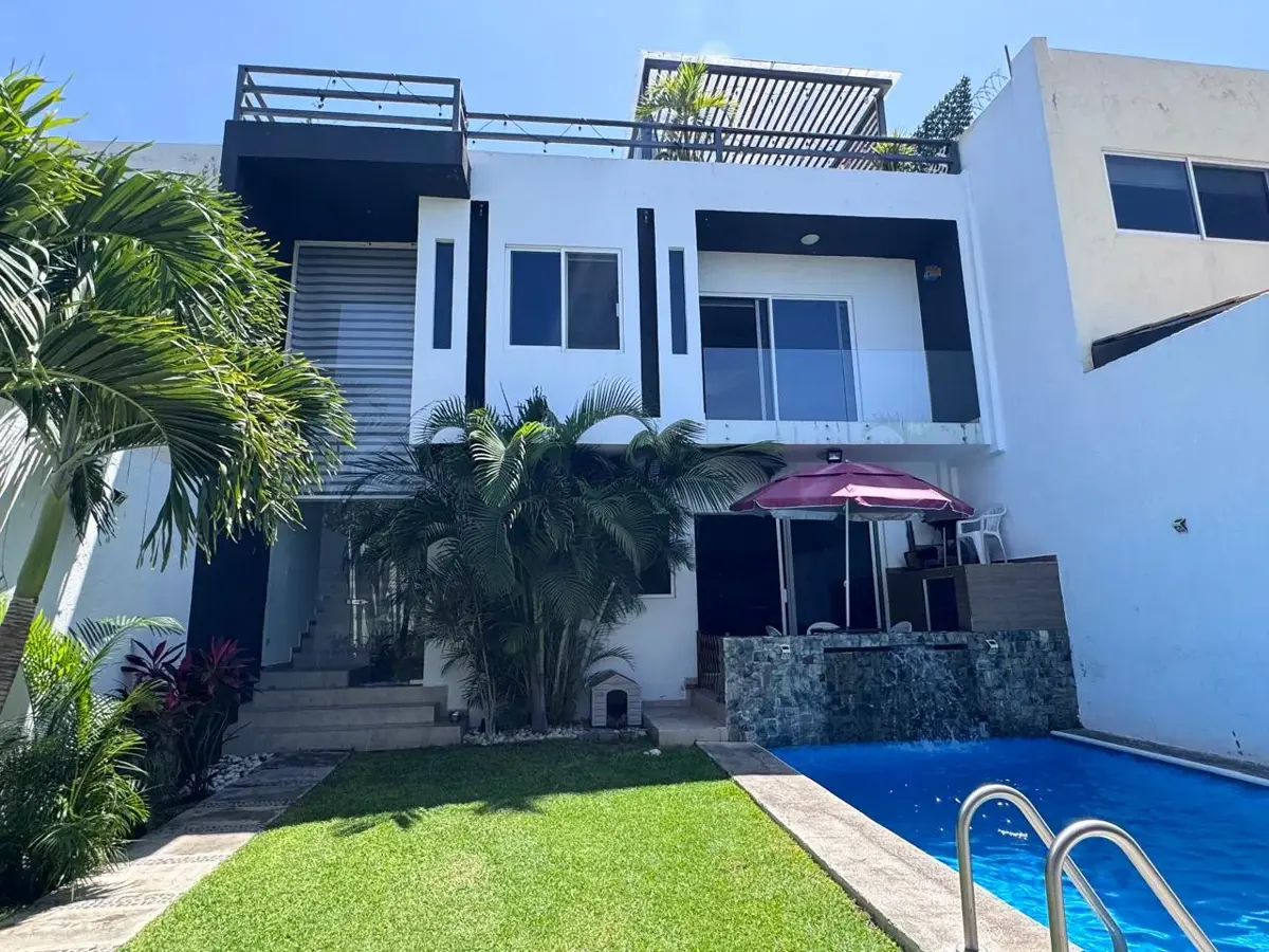 Casa en venta en Burgos, Temixco — foto 1 de 27