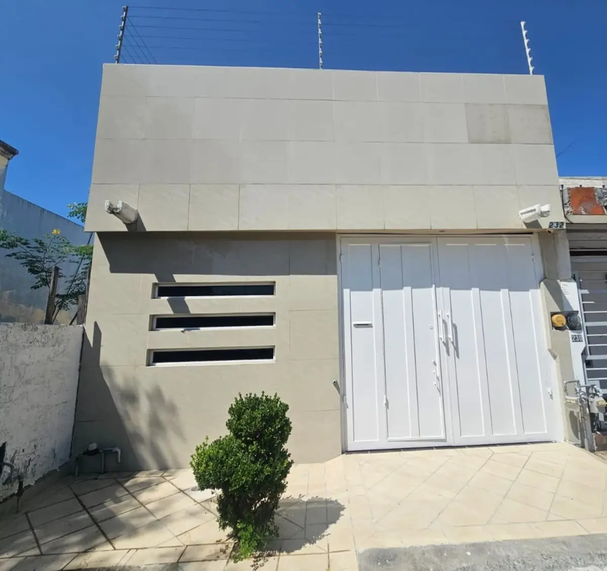 Casa en venta en Misión San Juan, García — foto 1 de 14