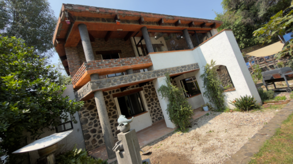 Hermosa casita estilo cabaña en Tepepan Tlalpan CDMX