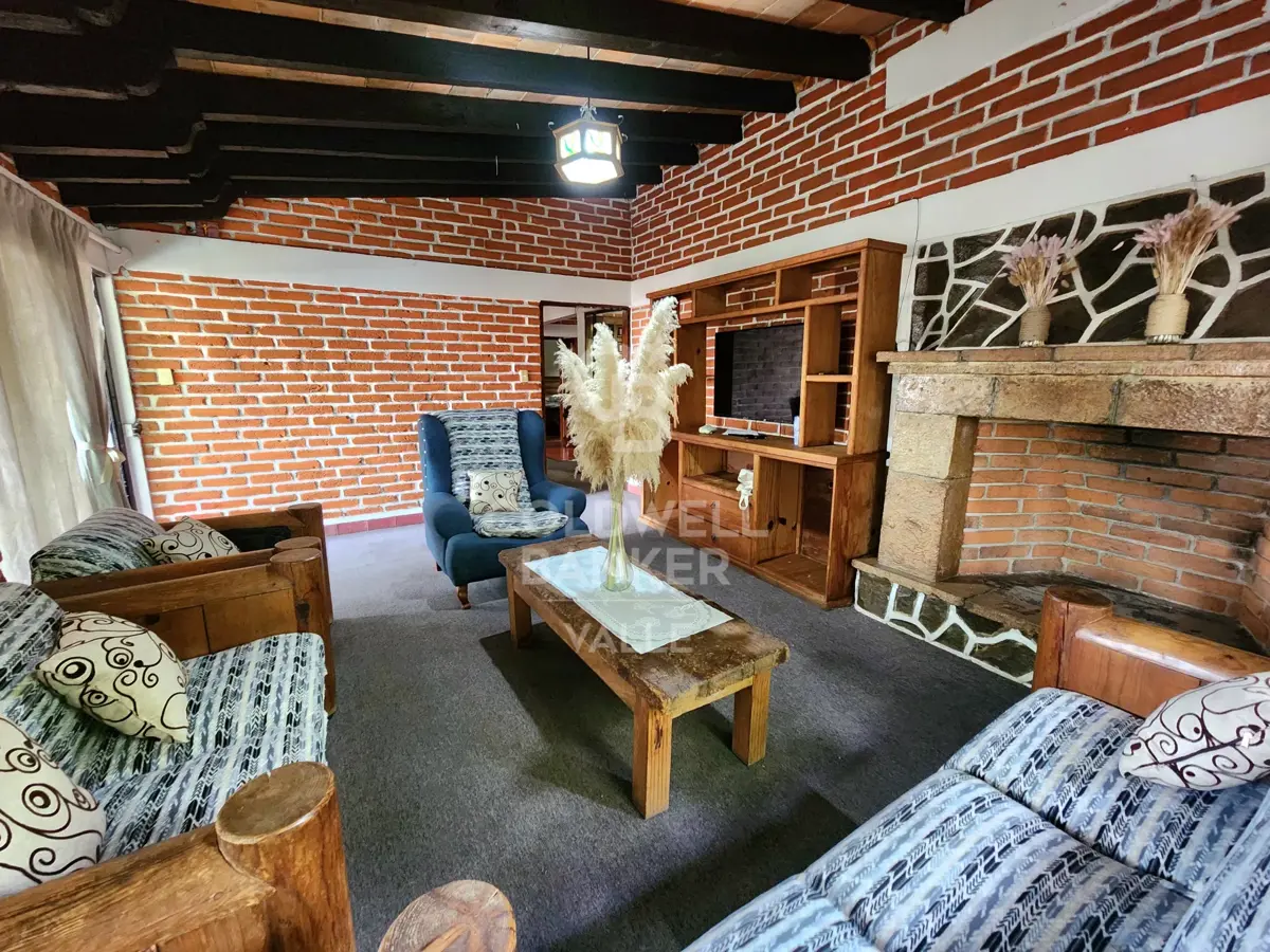 Casa en renta en Valle de Bravo, Valle de Bravo — foto 1 de 24