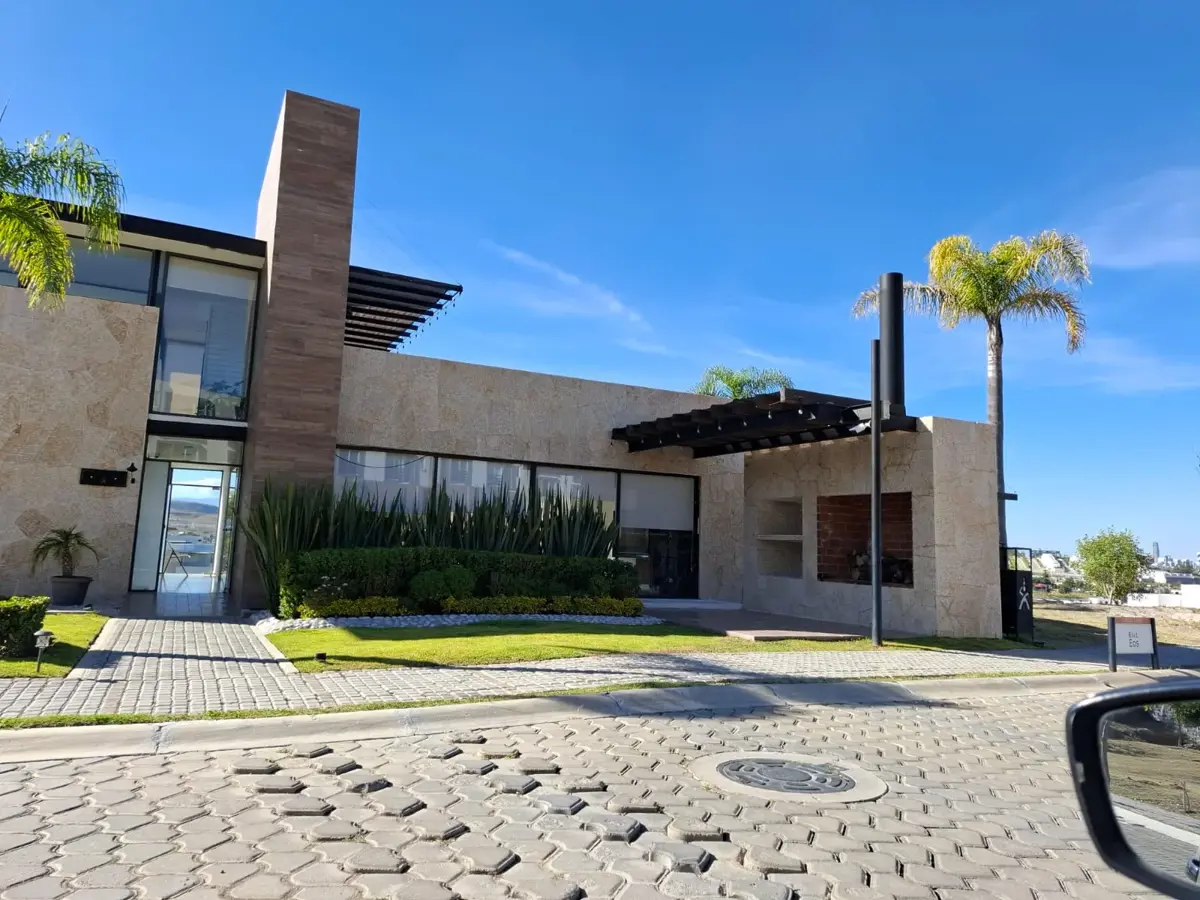 Terreno en venta en Lomas de Angelópolis, Ocoyucan — foto 1 de 5