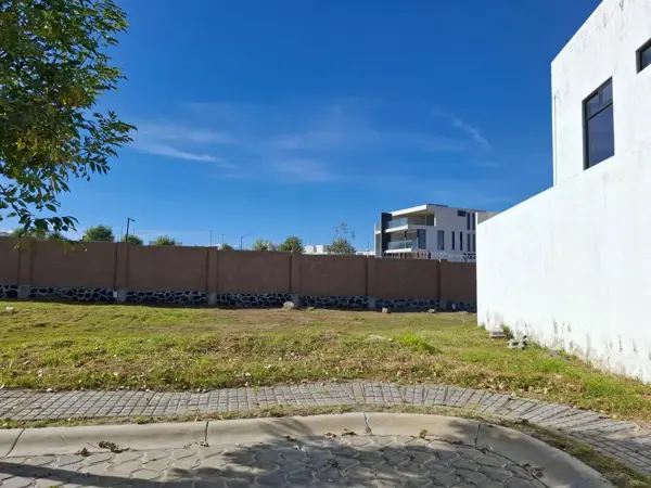 Terreno en venta en Lomas de Angelópolis, Ocoyucan — foto 2 de 5