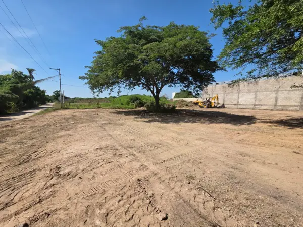 Terreno en venta en Villas Universidad, Puerto Vallarta — foto 3 de 6
