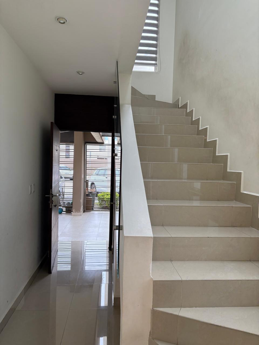 Casa en Renta en El Barro, Monterrey, Nuevo León