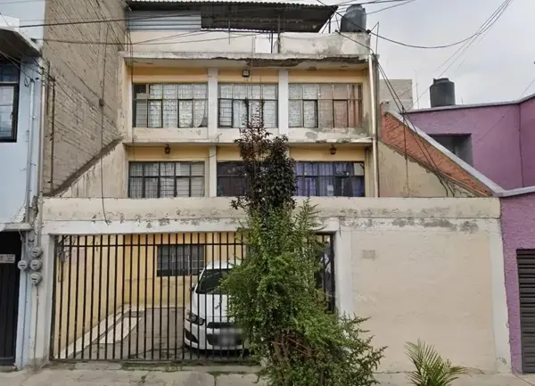 Casa en venta en Nezahualcóyotl: oportunidad única — foto 1 de 3