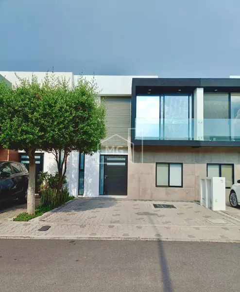 Casa en venta El Refugio Querétaro Travertino