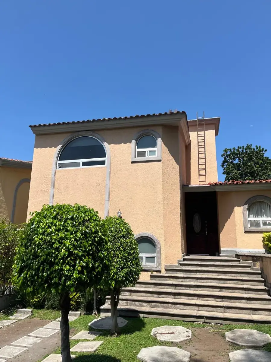 Casa en renta en Lomas de Cortes, Cuernavaca — foto 1 de 26