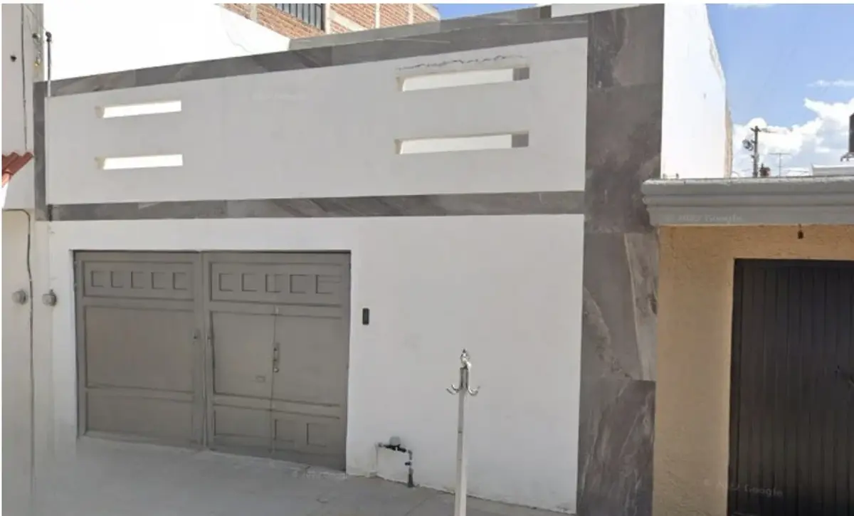 Casa en venta en Granjas Echeveste, León — foto 1 de 11