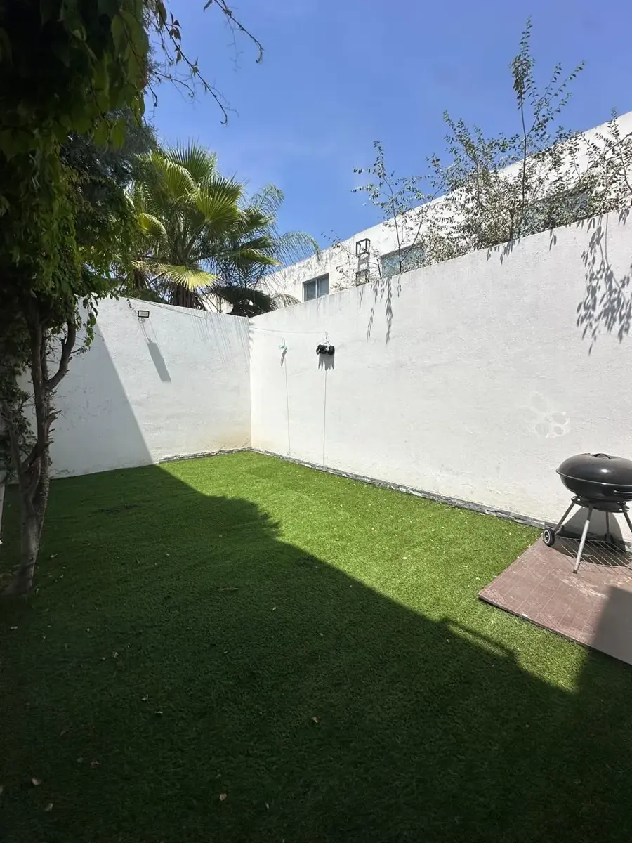 Casa en renta en El Alcázar (Casa Fuerte), Tlajomulco de Zúñiga — foto 1 de 3