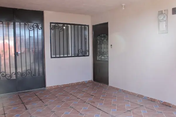 Casa en venta en Lomas de Lourdes, Saltillo — foto 3 de 21