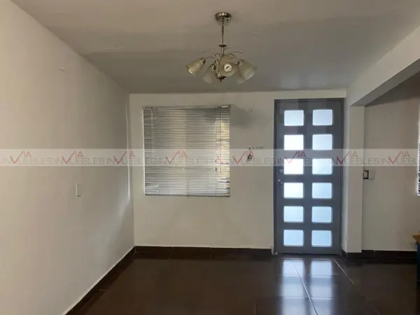 Casa en renta en Mártires de Cananea, Santa Catarina — foto 3 de 17