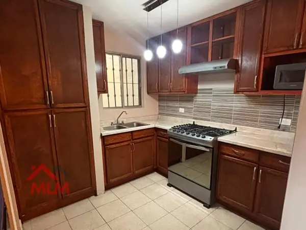 Casa en renta en Pedregal Cumbres, Monterrey — foto 3 de 9