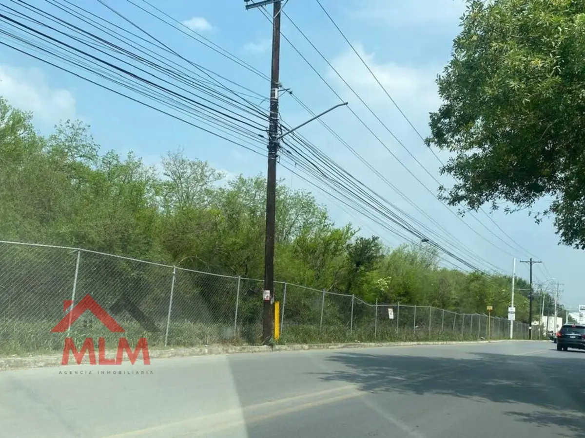 Terreno en venta en Portal del Huajuco, Monterrey — foto 1 de 3