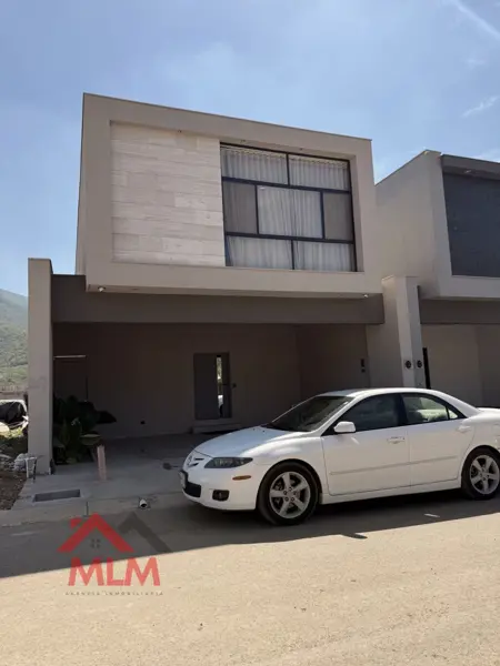 Casa en venta en Las Huertas, Santiago — foto 3 de 10