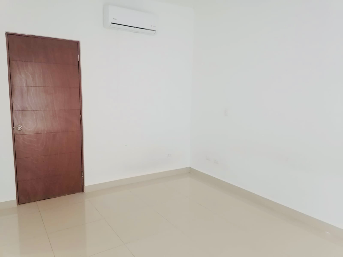 Casa en Renta en Almería, Apodaca, Nuevo León