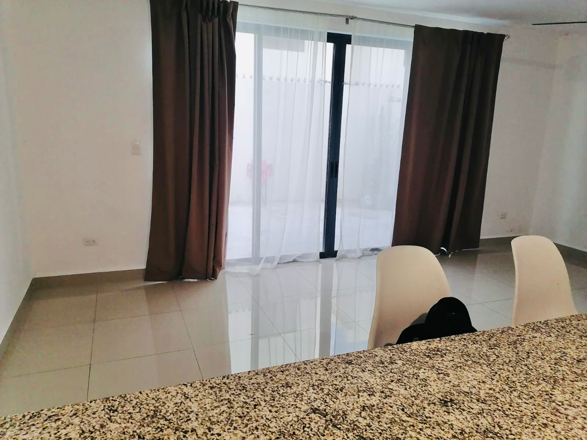 Casa en Renta en Almería, Apodaca, Nuevo León