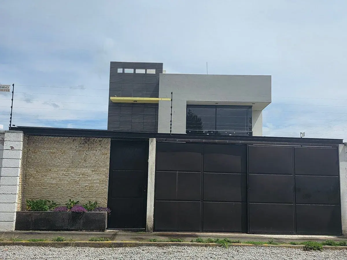 Casa en venta en La Concepción Coatipac (La Conchita), Calimaya — foto 1 de 18