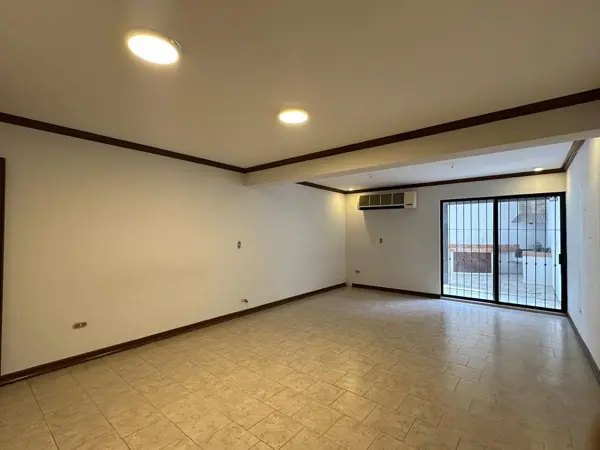 Casa en renta en Pedregal de la Silla, Monterrey — foto 3 de 17