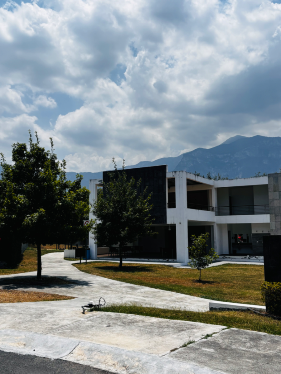 Casa en Venta en Los Nogales, Santiago, Nuevo León