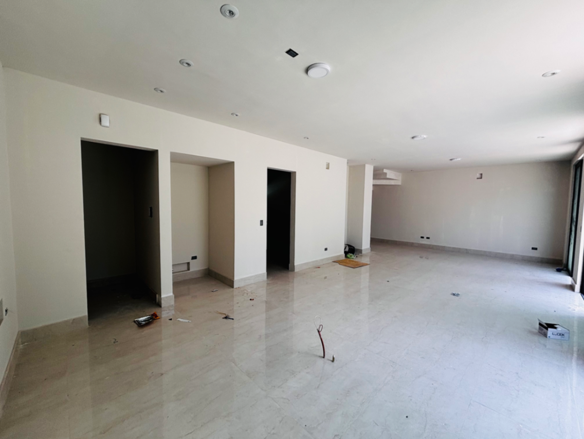 Casa en Venta en Los Nogales, Santiago, Nuevo León