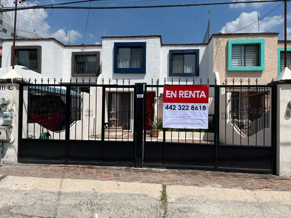 Casa AMUEBLADA en RENTA en Jardines de la Hacienda, Querétaro, Qro.
