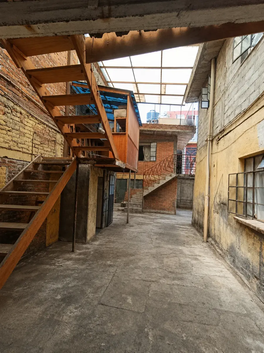 Edificio en venta en Vasco de Quiroga, Morelia — foto 1 de 12