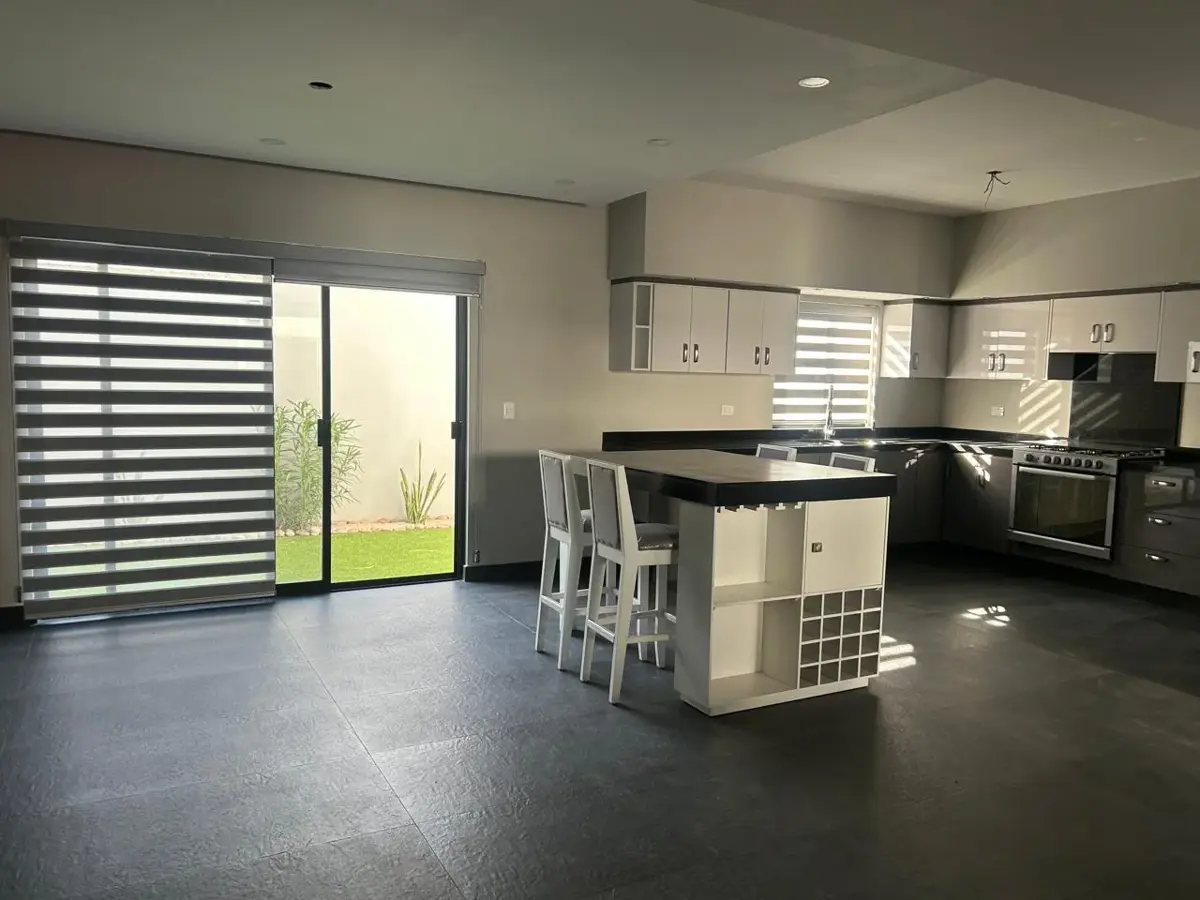 Casa en venta en comunidad cerrada, Los Viñedos, Torreón Casa en venta en comunidad cerrada, Los Viñedos, Torreón