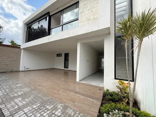 CASA EN VENTA CON RECÁMARA EN PLANTA BAJA EN PARQUE NAYARIT, LOMAS DE ANGELÓPOLIS III CASA EN VENTA CON RECÁMARA EN PLANTA BAJA EN PARQUE NAYARIT, LOMAS DE ANGELÓPOLIS III