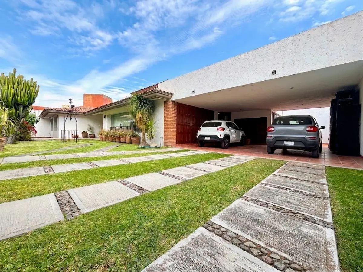 Casa en venta en La Carcaña, San Pedro Cholula — foto 1 de 29